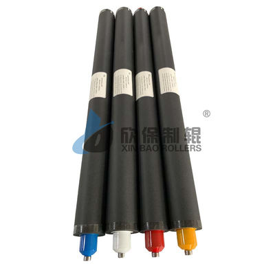 মুদ্রণের জন্য মসৃণ পৃষ্ঠ এবং শক্তিশালী পরিধান প্রতিরোধের সঙ্গে রাবার রোলার